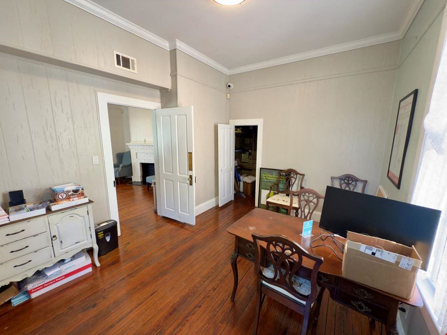 824 E La Rua Street, Pensacola, FL 32501