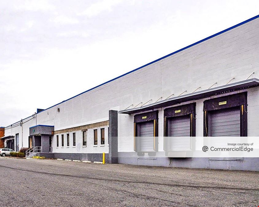220-240 Anderson Avenue & 245 West Commercial Avenue