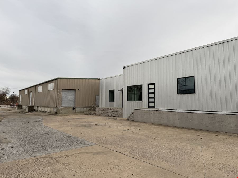807 S Xanthus Pl