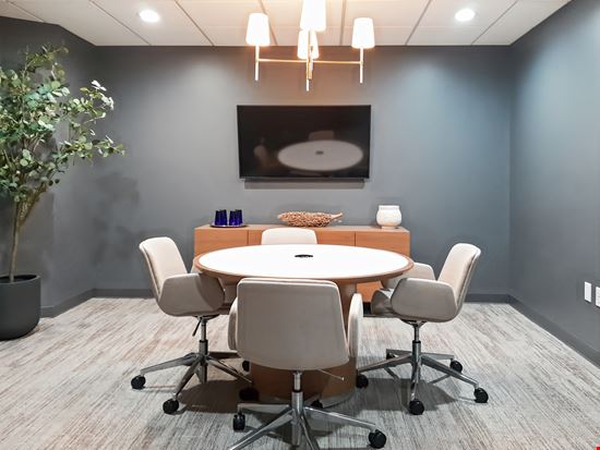 Regus - Bayside - Brown Deer Rd