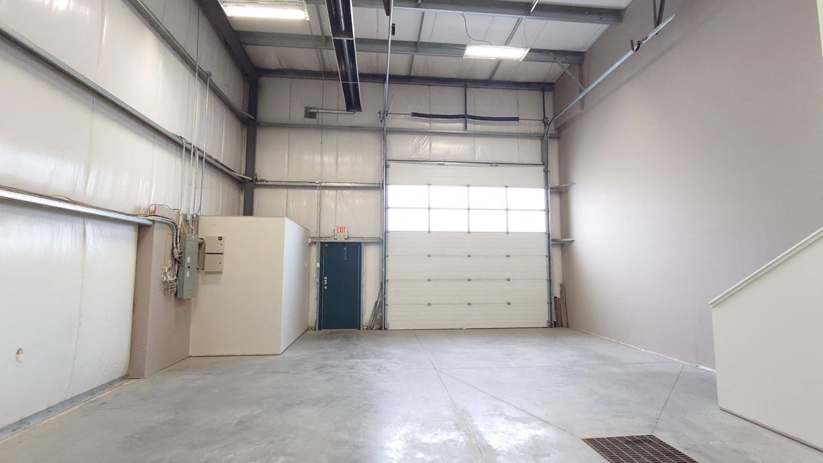 7700 76th Street Close (Building 400)