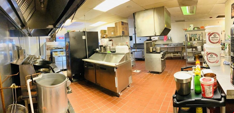 Preview of Retail space for Sale at 808 South Illinois Ave