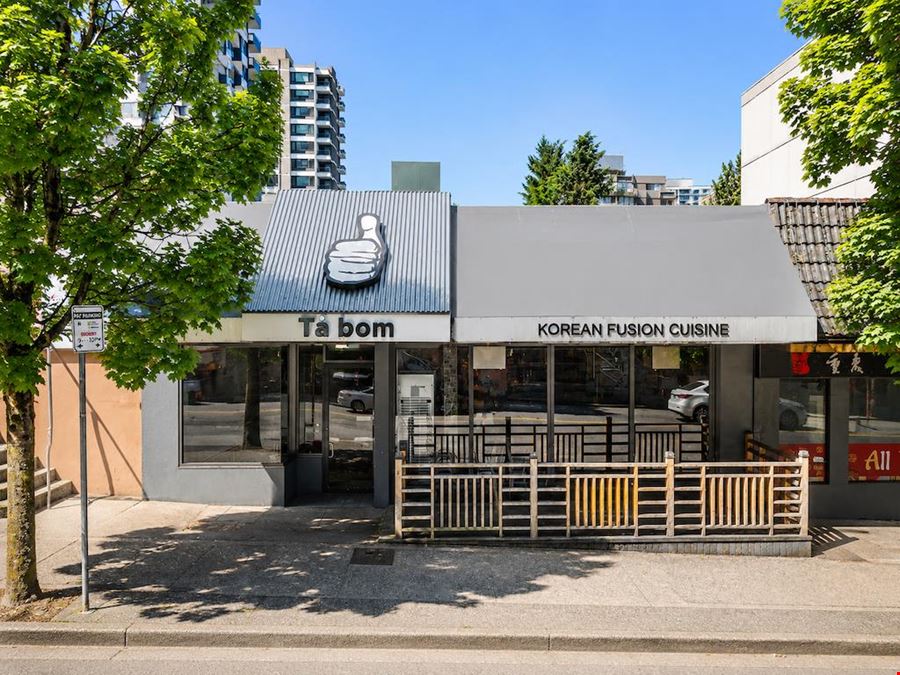 1536 Robson Street