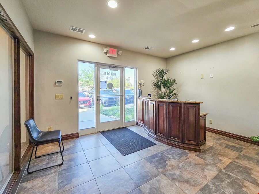 18021 Oak Street, Unit B
