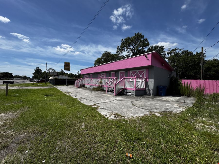 5.55± Acres | Dual Frontage | Existing Improvements
