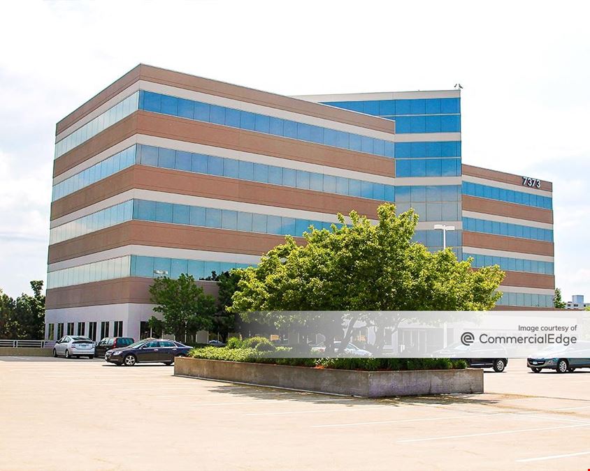 Centennial Lakes Medical Center