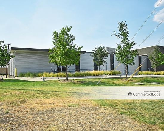 Preview of Industrial space for Rent at 1111 Regal Row
