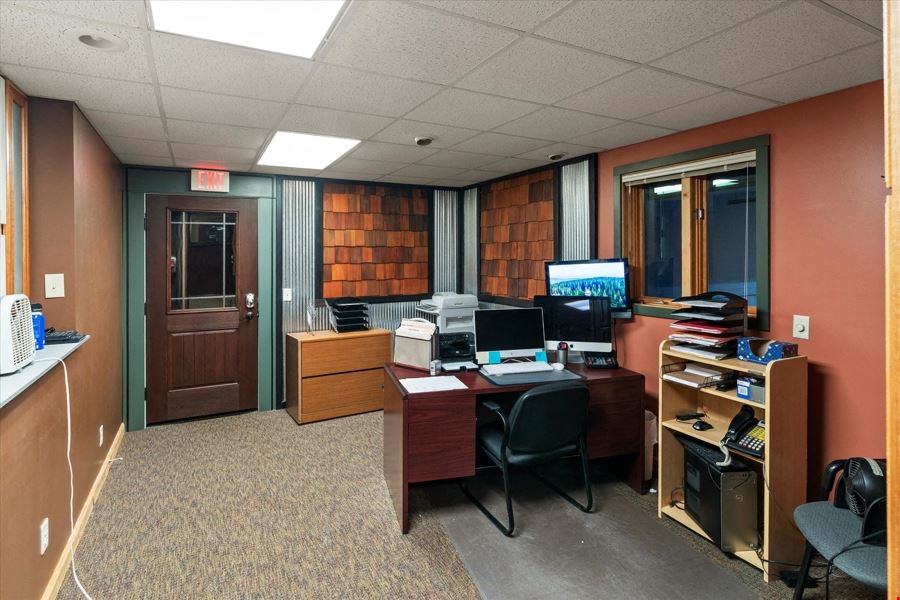 67,800 SF Commercial Building with Limitless Potential