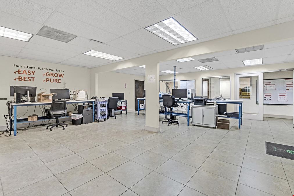 4790 NW 157th Street - 34,515 Sq. Ft.