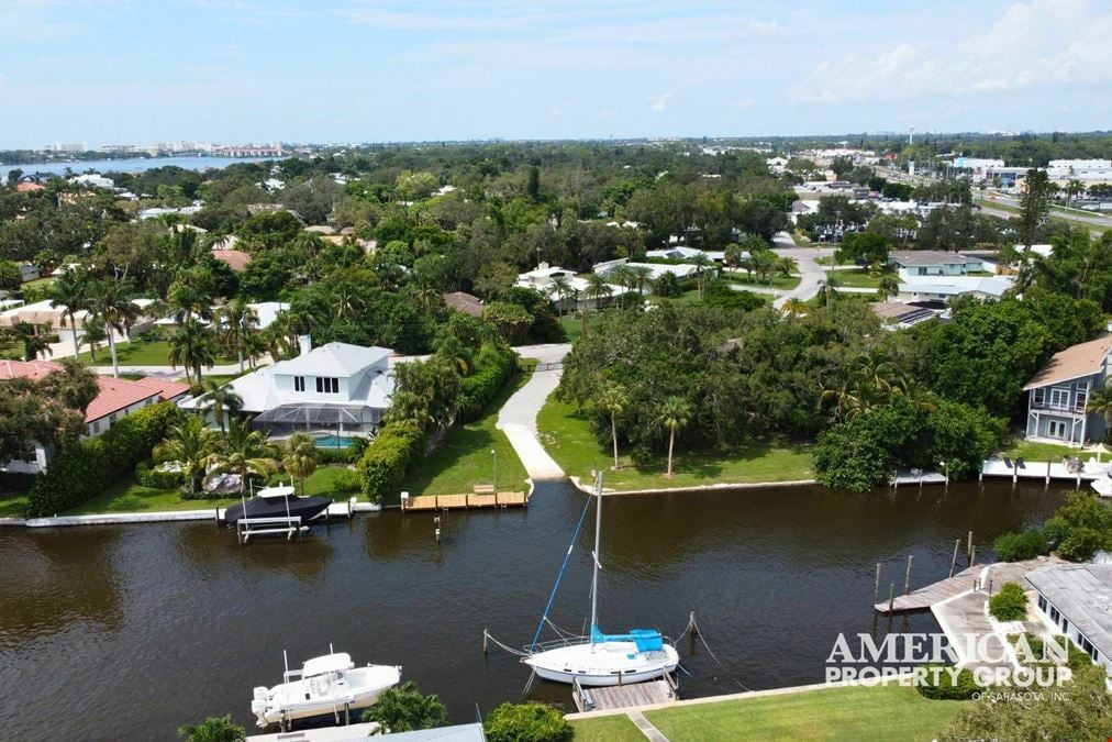 Sarasota Duplex near Siesta Key