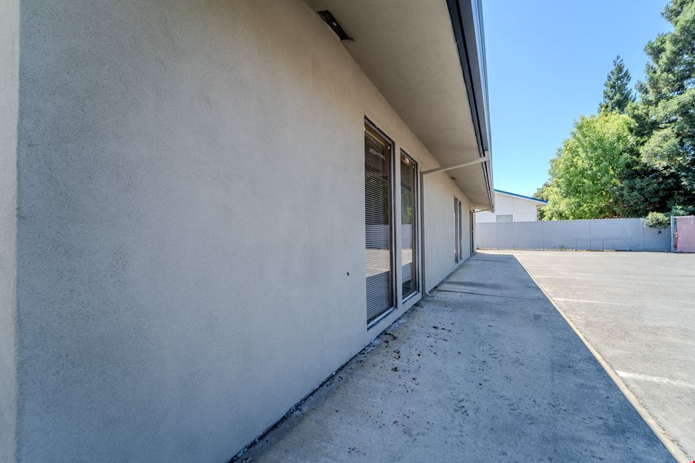 1547 Starr Dr