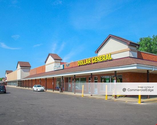 Preview of Retail space for Rent at 2223 North Lewis Avenue