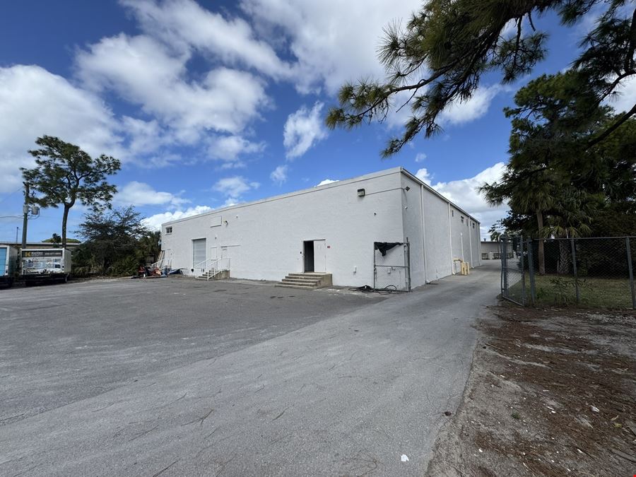 10,000 SF Industrial Flex Building