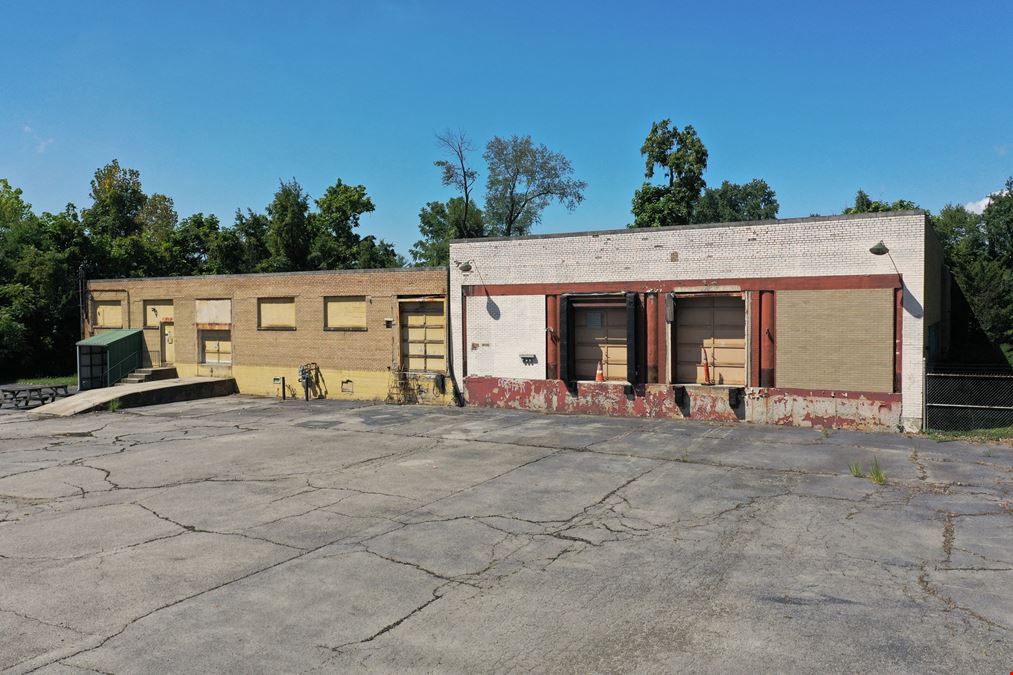 16,093 SF Industrial Warehouse on 1.18 Acres