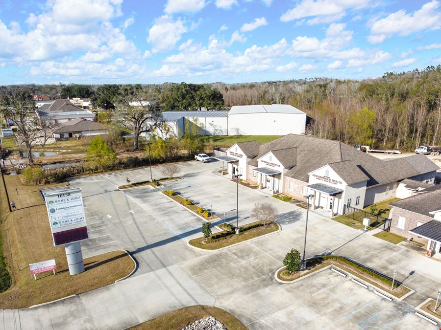 2,500 SF Endcap Medical Suite along Airline Highway