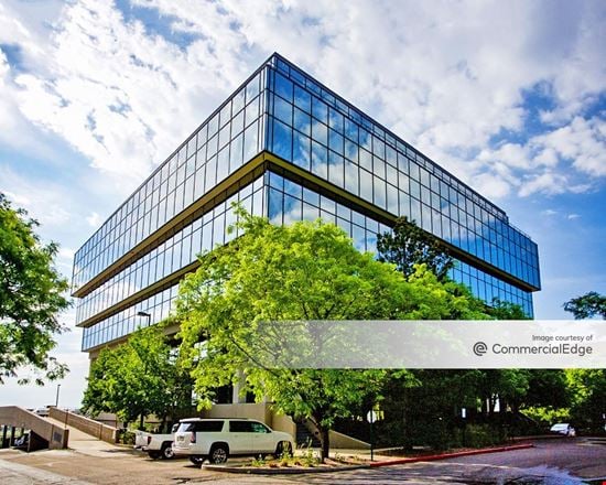 Preview of Office space for Rent at 390 Union Blvd