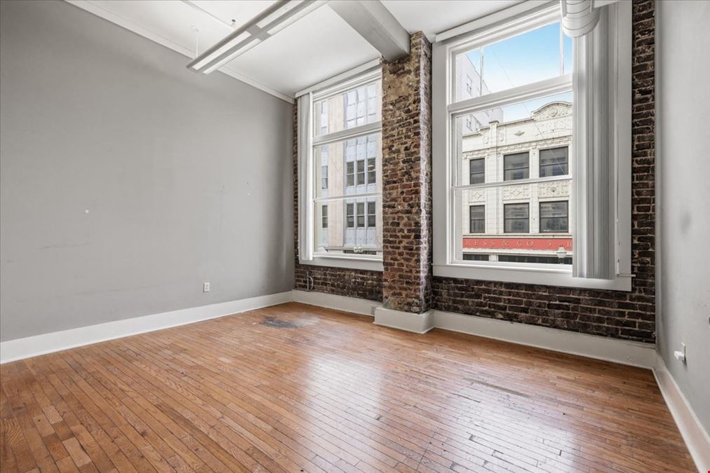 418 S Gay St