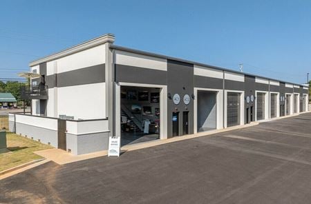 Preview of Industrial space for Rent at 4365 South Lee Street