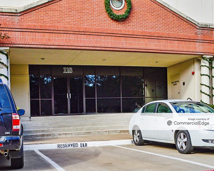 6221 Riverside Dr. - Building 6