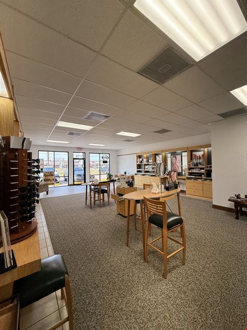 2713 E Griffin Pkwy - Plaza