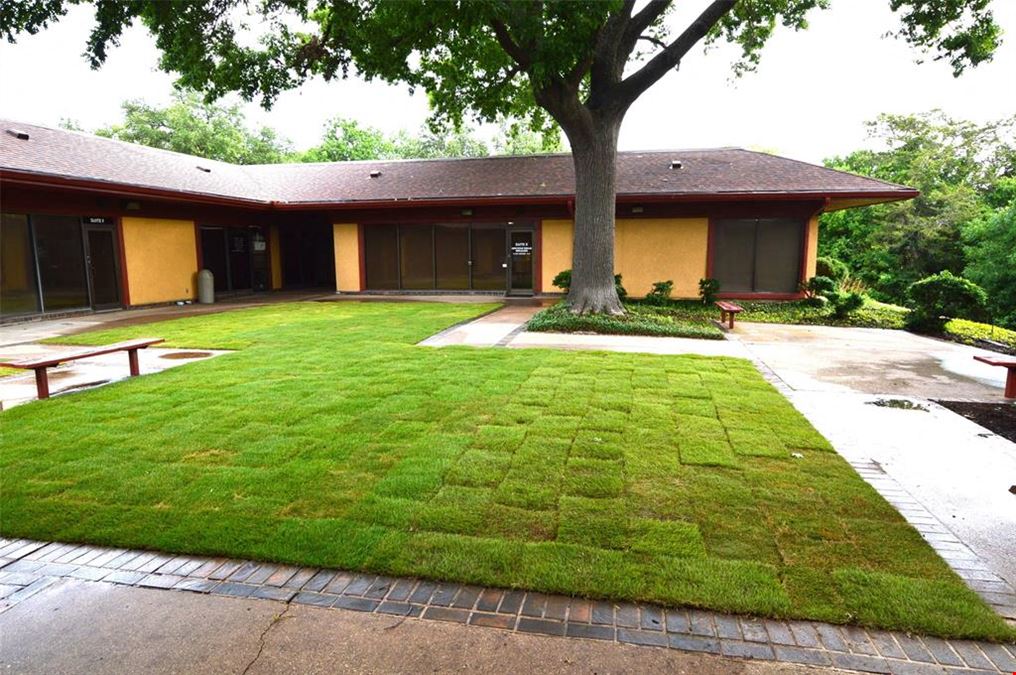2241 Peggy Ln
