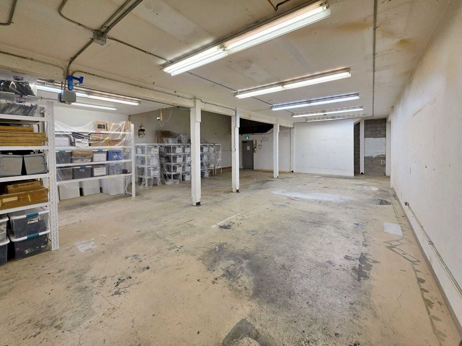 #105 - 2544 Douglas Road