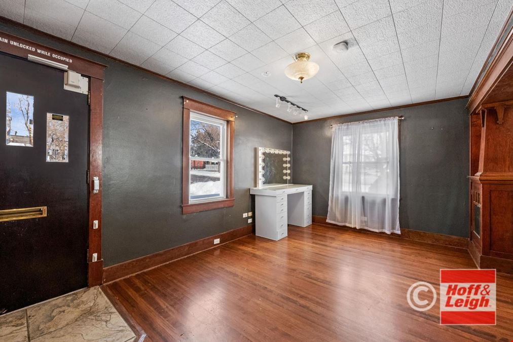 2606 W Alamo Avenue & 5765 S Curtice Street