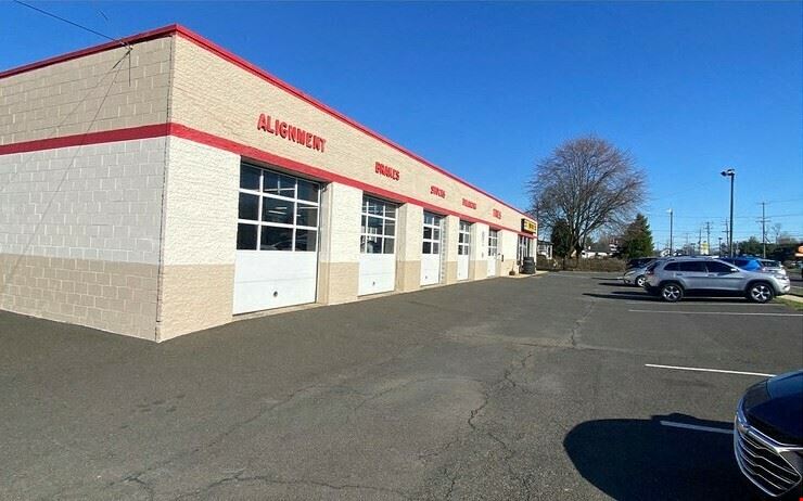403 West Street Road