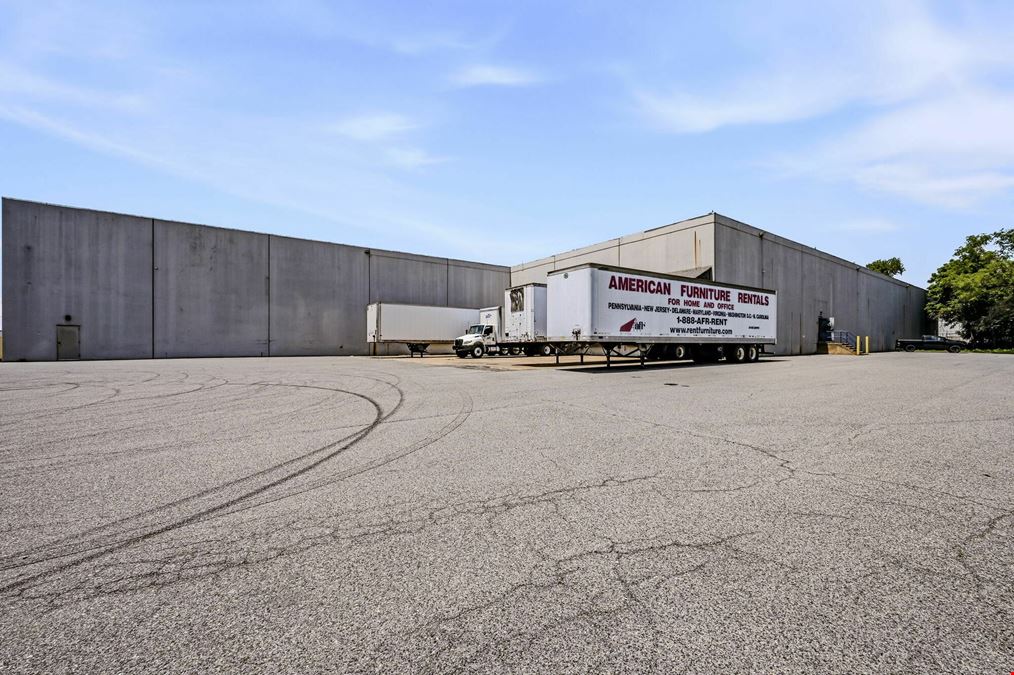 490 W Basin Rd, New Castle, DE