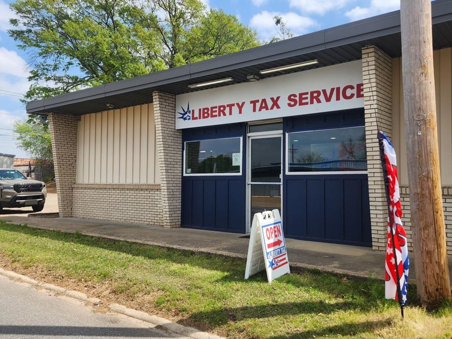 1,617 SF Office-Retail Building For Sale