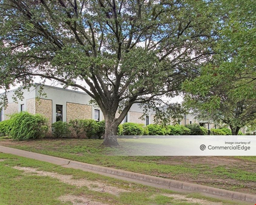2215 Kramer Lane