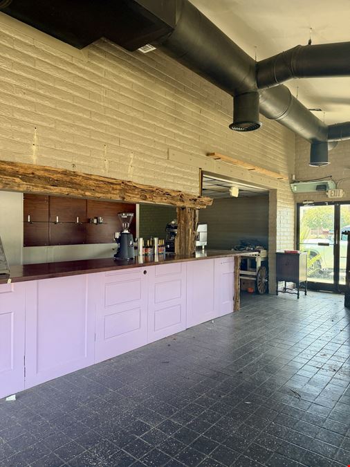 Stand Alone Quick Serve Restaurant Building For Sale