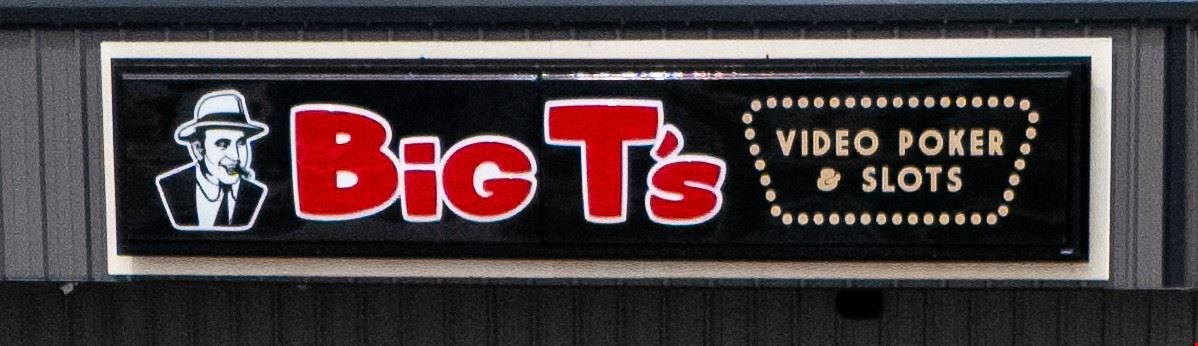 Big Ts - 2124 E Morton Ave, Jacksonville, IL 