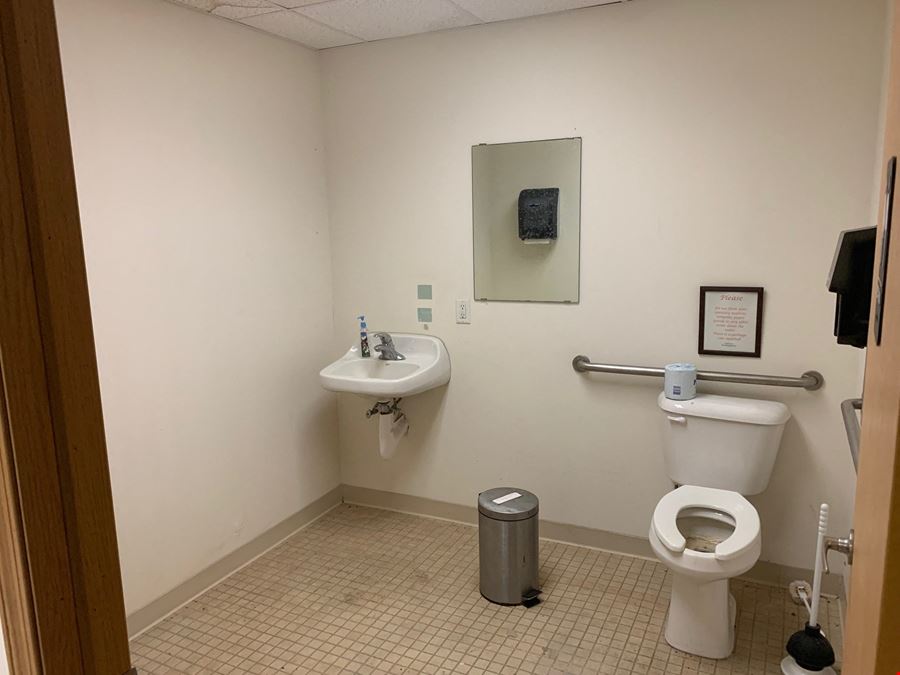 Janesville Office | Retail Space