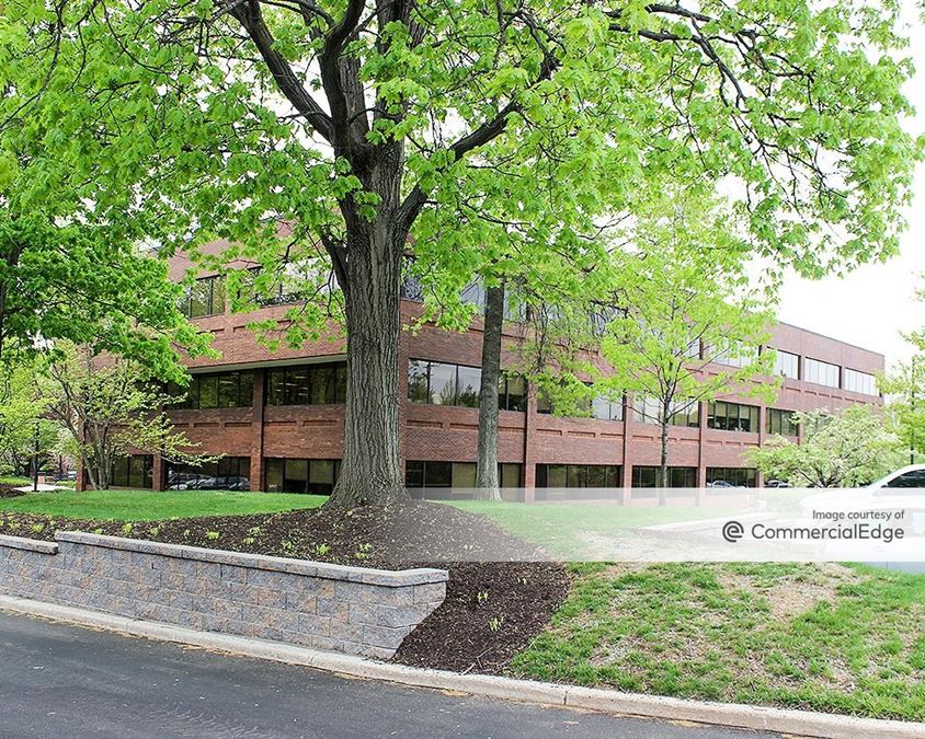 Glenhardie Corporate Center - 1275 & 1285 Drummers Lane