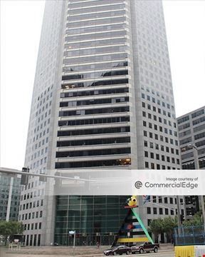 600 Travis St