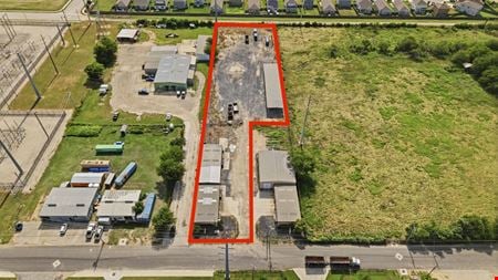 Preview of Industrial space for Sale at 2476 N HEIDEKE ST