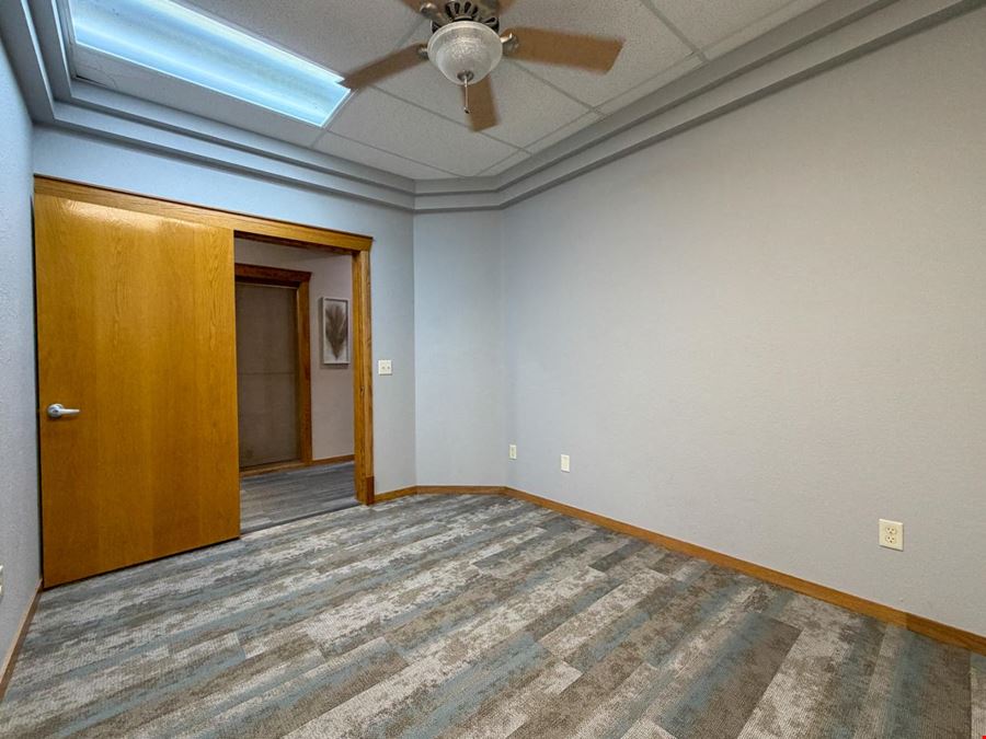 Professional Office Space For Lease in the Highlands