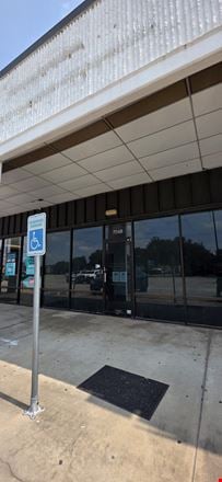 Preview of Retail space for Rent at 7048 Bissonnet Street