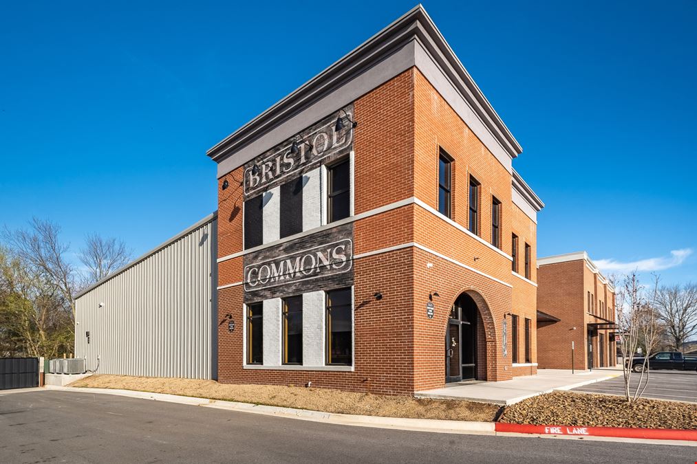 140 Southwinds Road Suites 131-135 - Farmington, AR