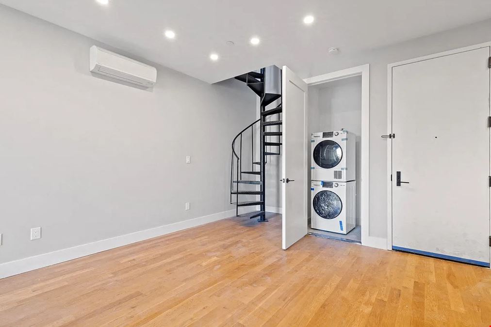 762-764 E 32nd St, Brooklyn, NY 11210