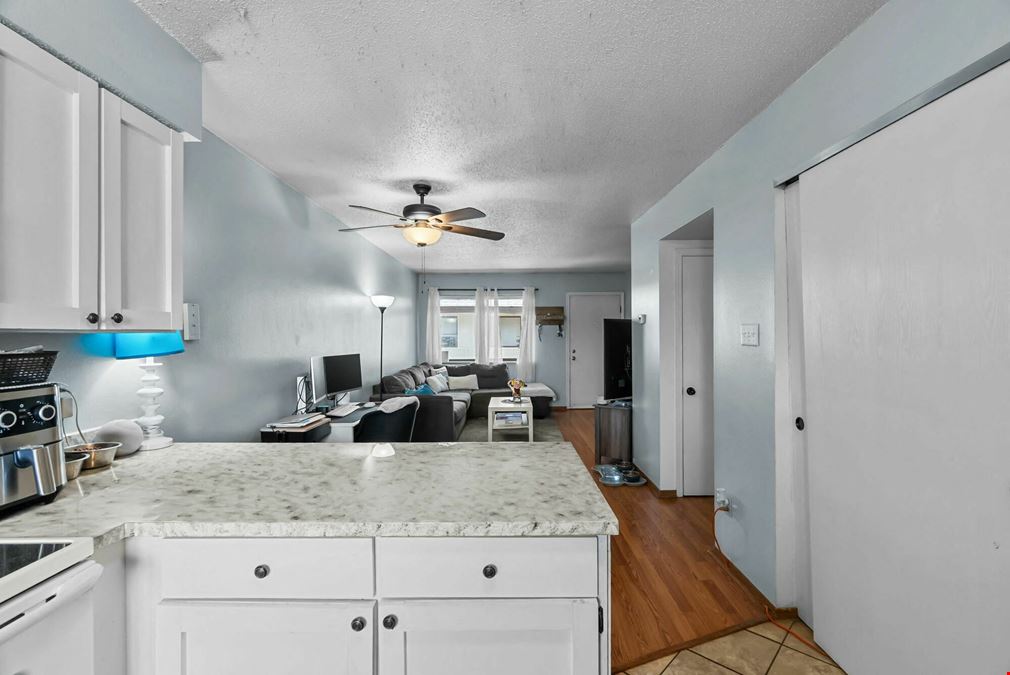 8942-8948 Eden Ave