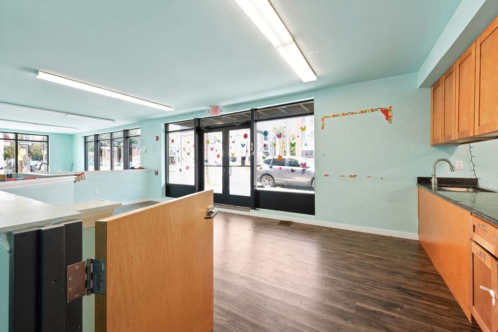 512-18 E Girard Ave