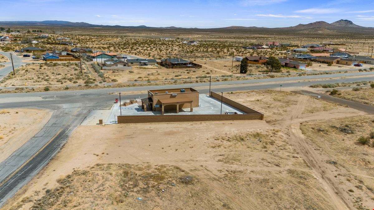 Prime Retail Parcel w/ Utilities off California City Blvd