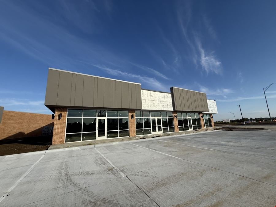Woodlands Retail- Ready for Tenant Finishes