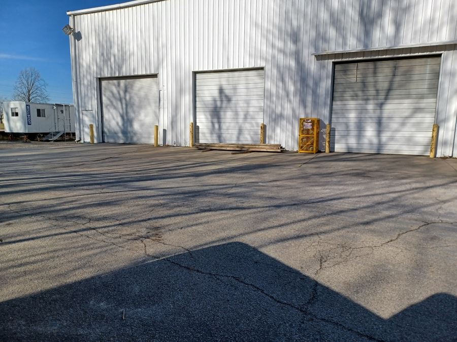 500 N. Rangeline Rd.