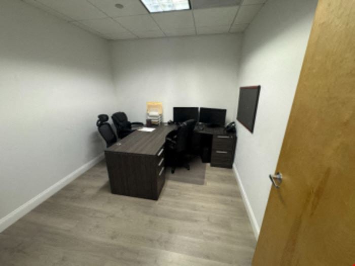 1200 SF Suite 130 Professional and Medical Office Space