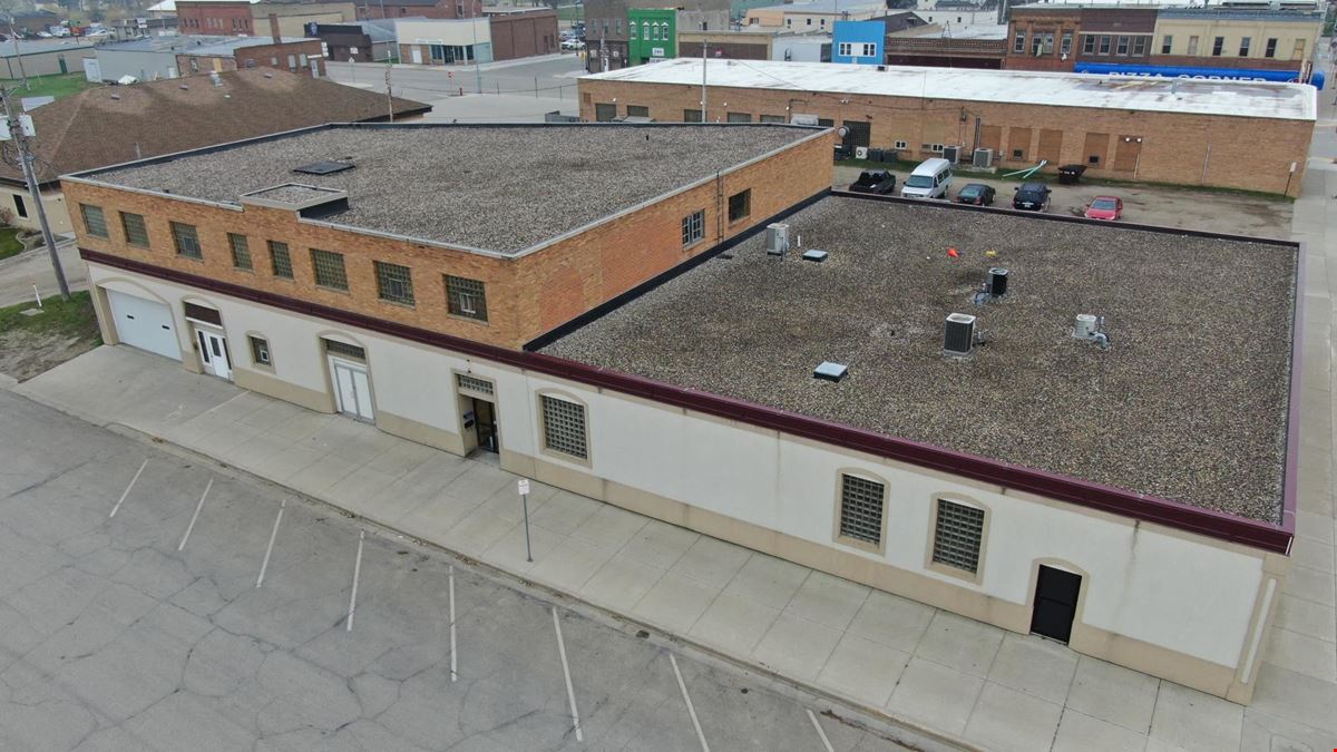 Mixed Use Commercial Building