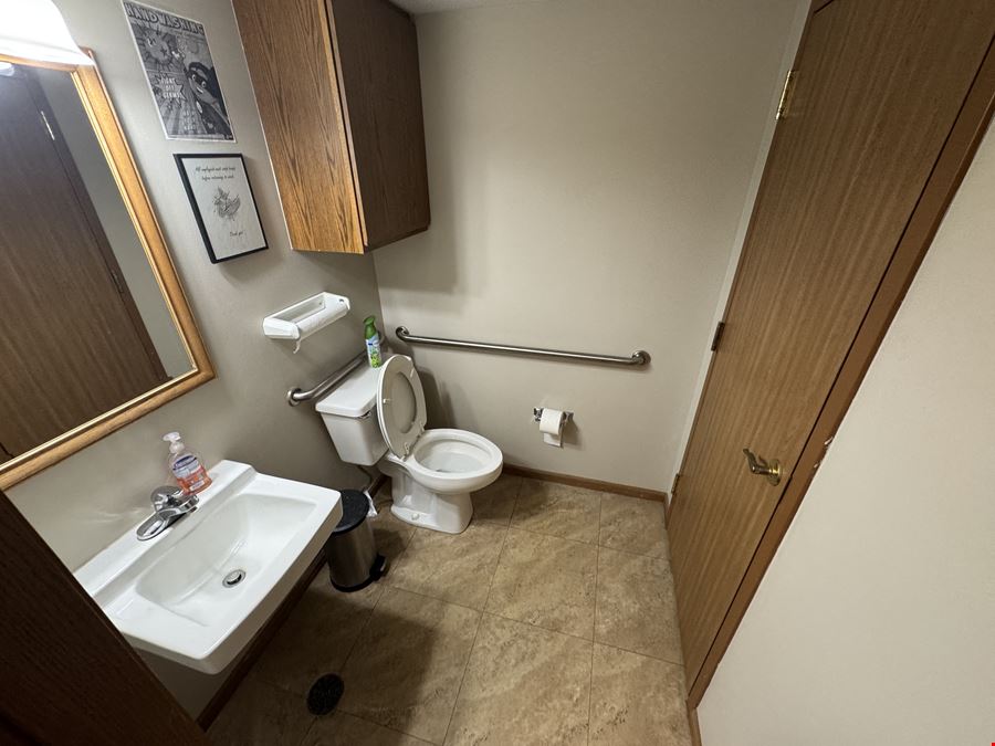 407 Devonshire Dr