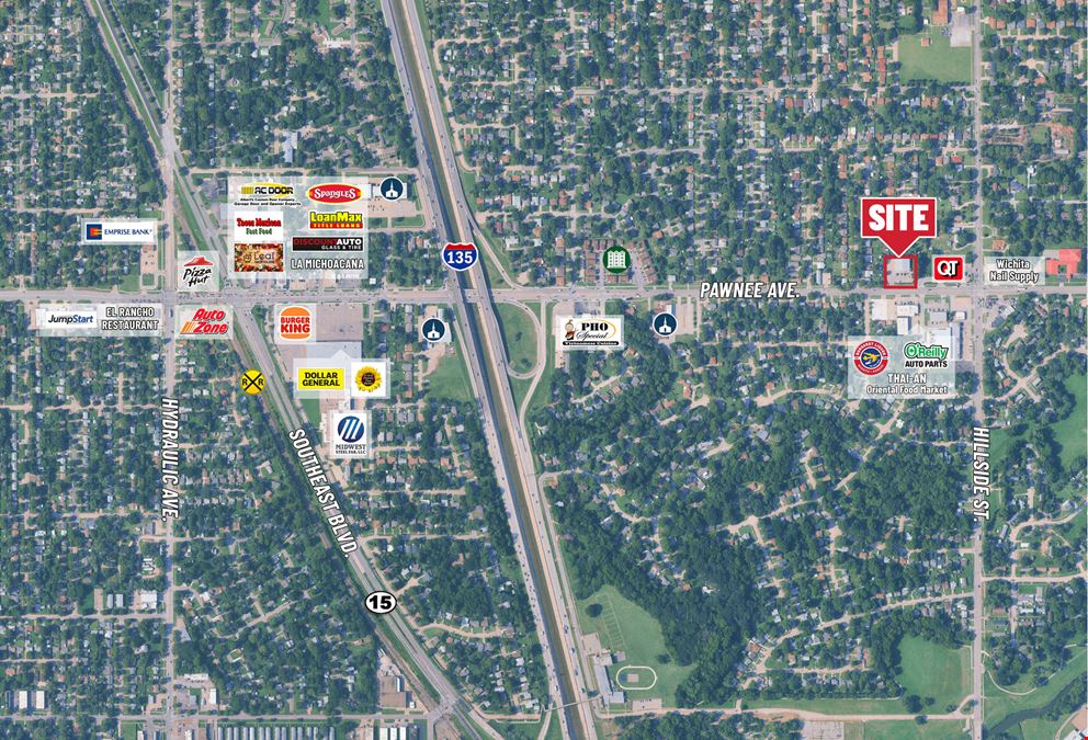 HIGH-VISIBILITY RETAIL IN SE WICHITA